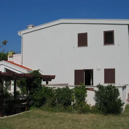 Apartmani Kunteja Pag Town Exterior photo